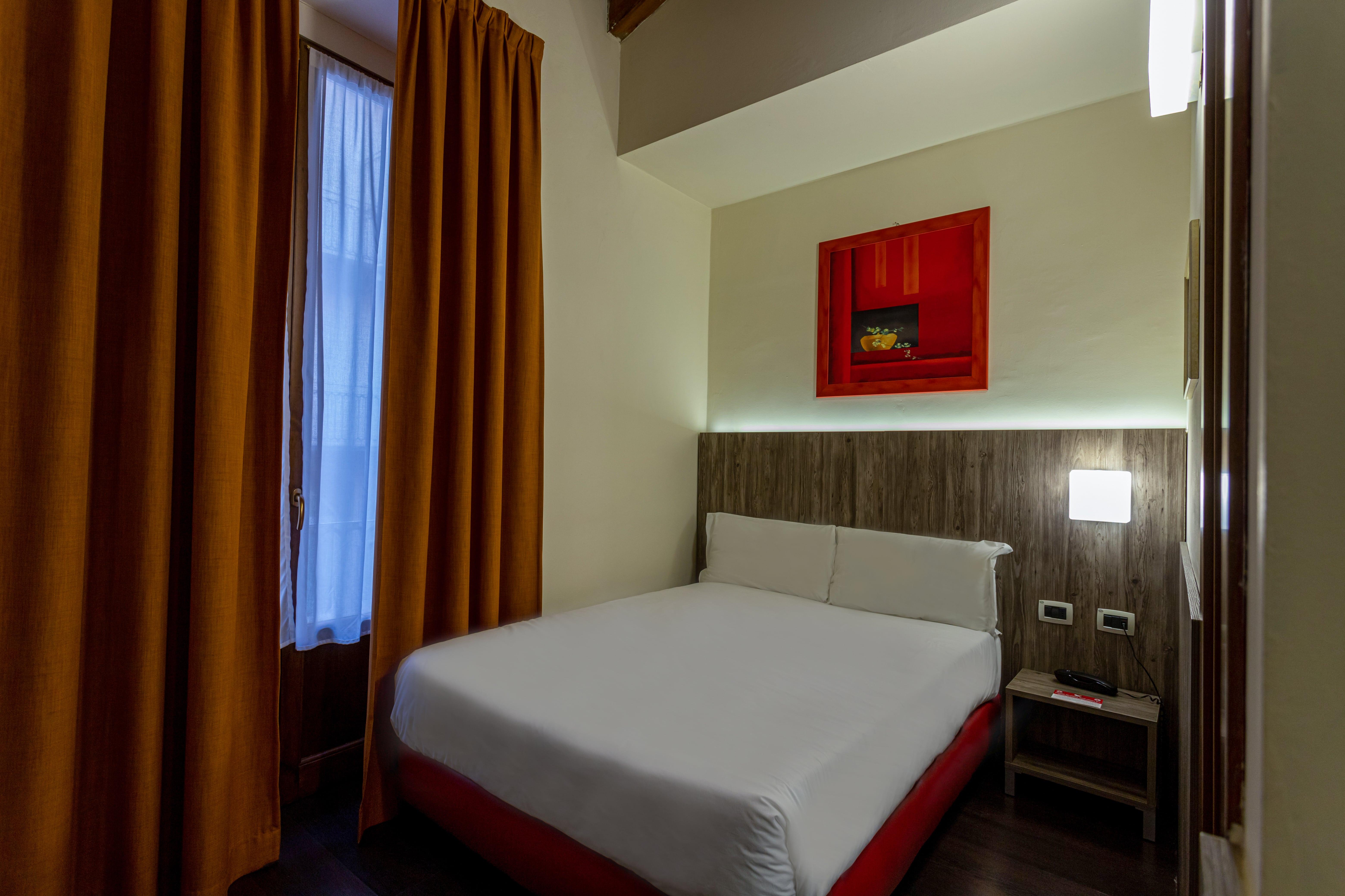Hotel Urbani 3*