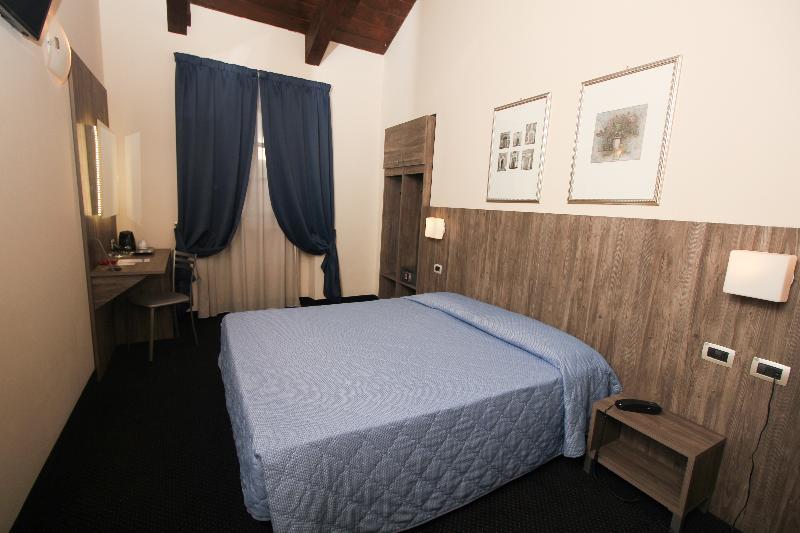 Urbani Hotel