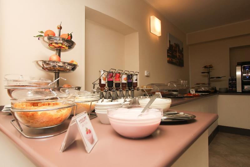 Hotel Urbani