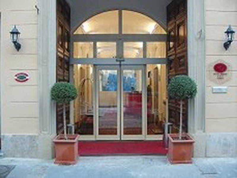 Hotel Urbani 3*