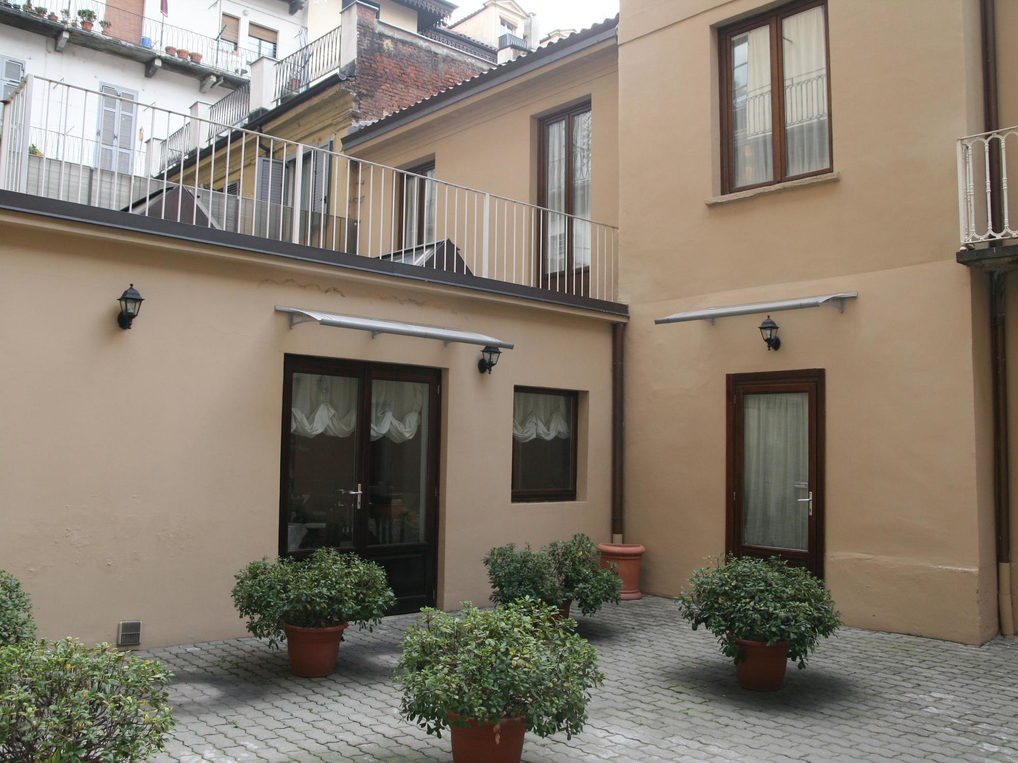 Hotel Urbani Turin